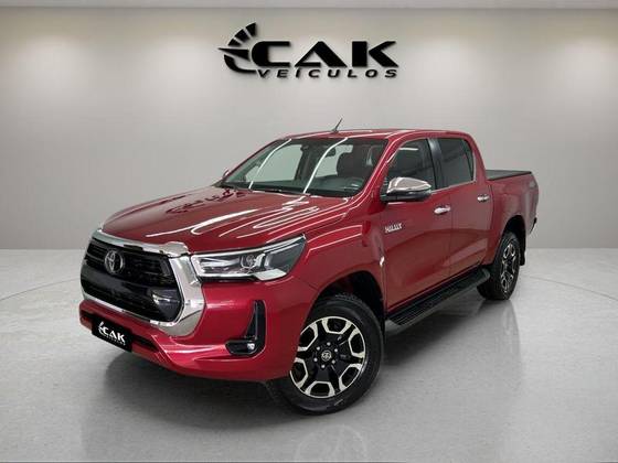 TOYOTA HILUX 2.8 D-4D TURBO DIESEL CD SRX 4X4 AUTOMÁTICO